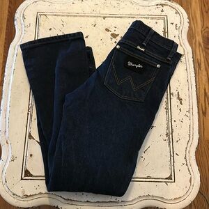 Vintage Wrangler classic fit jeans, blue with silver stitching, size 30x30